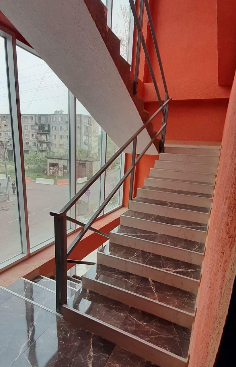 Hotel Tolia Кутаїсі Екстер'єр фото